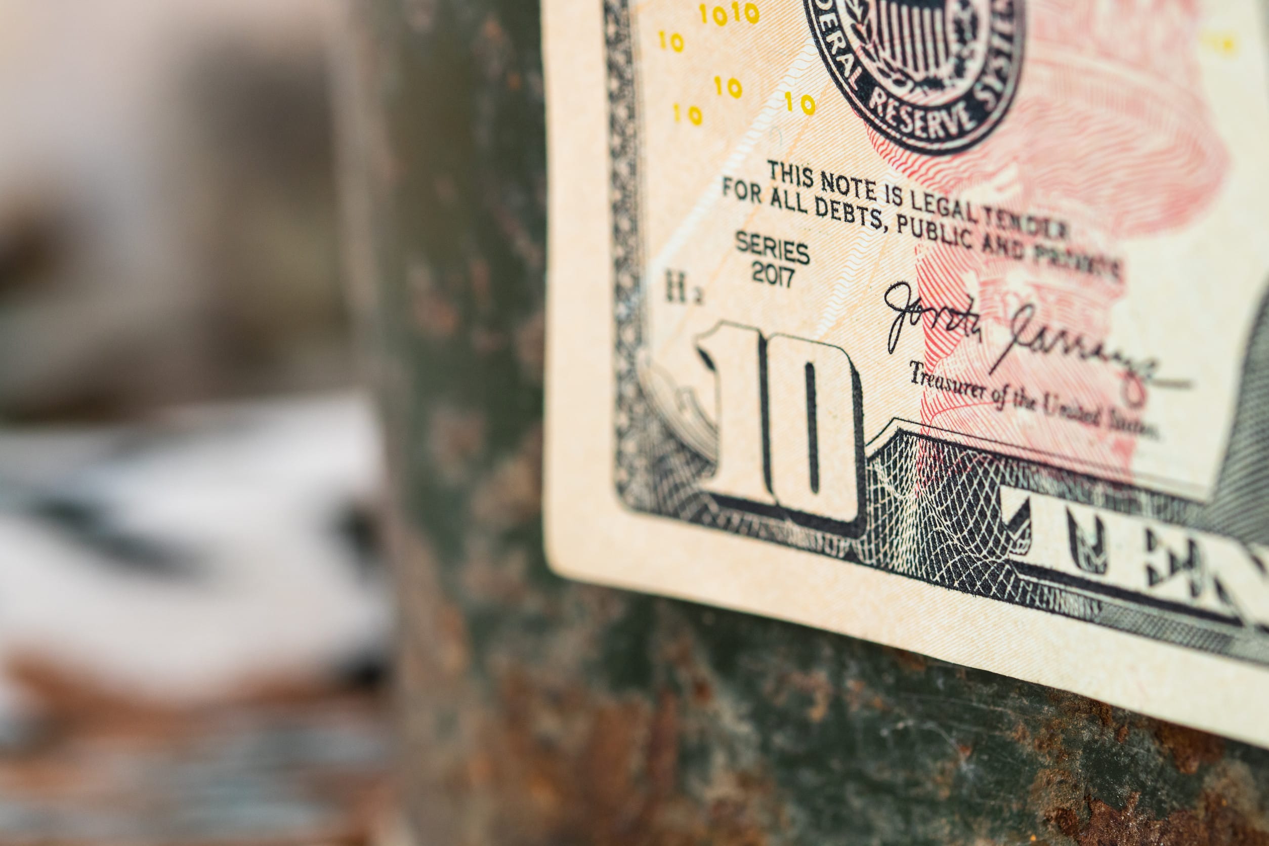 how many quarters are in 10 dollars