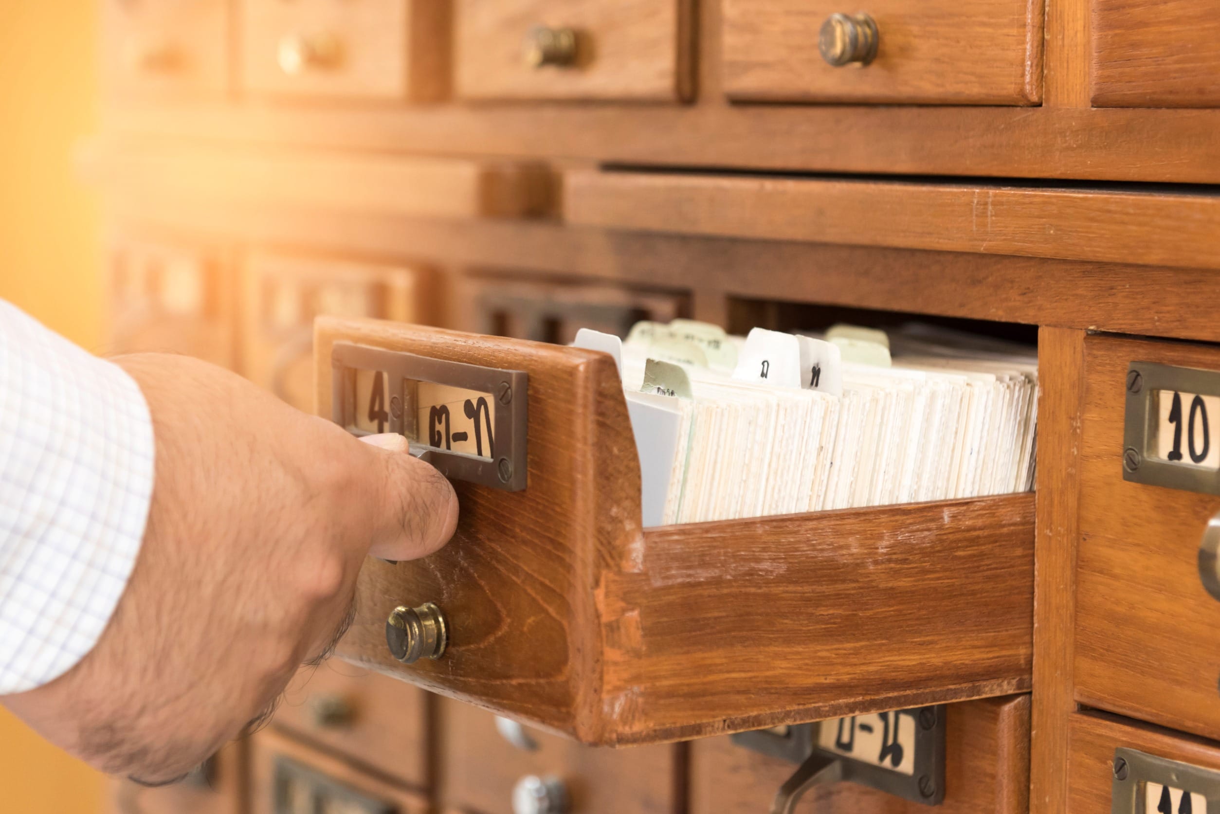 Card catalogue
