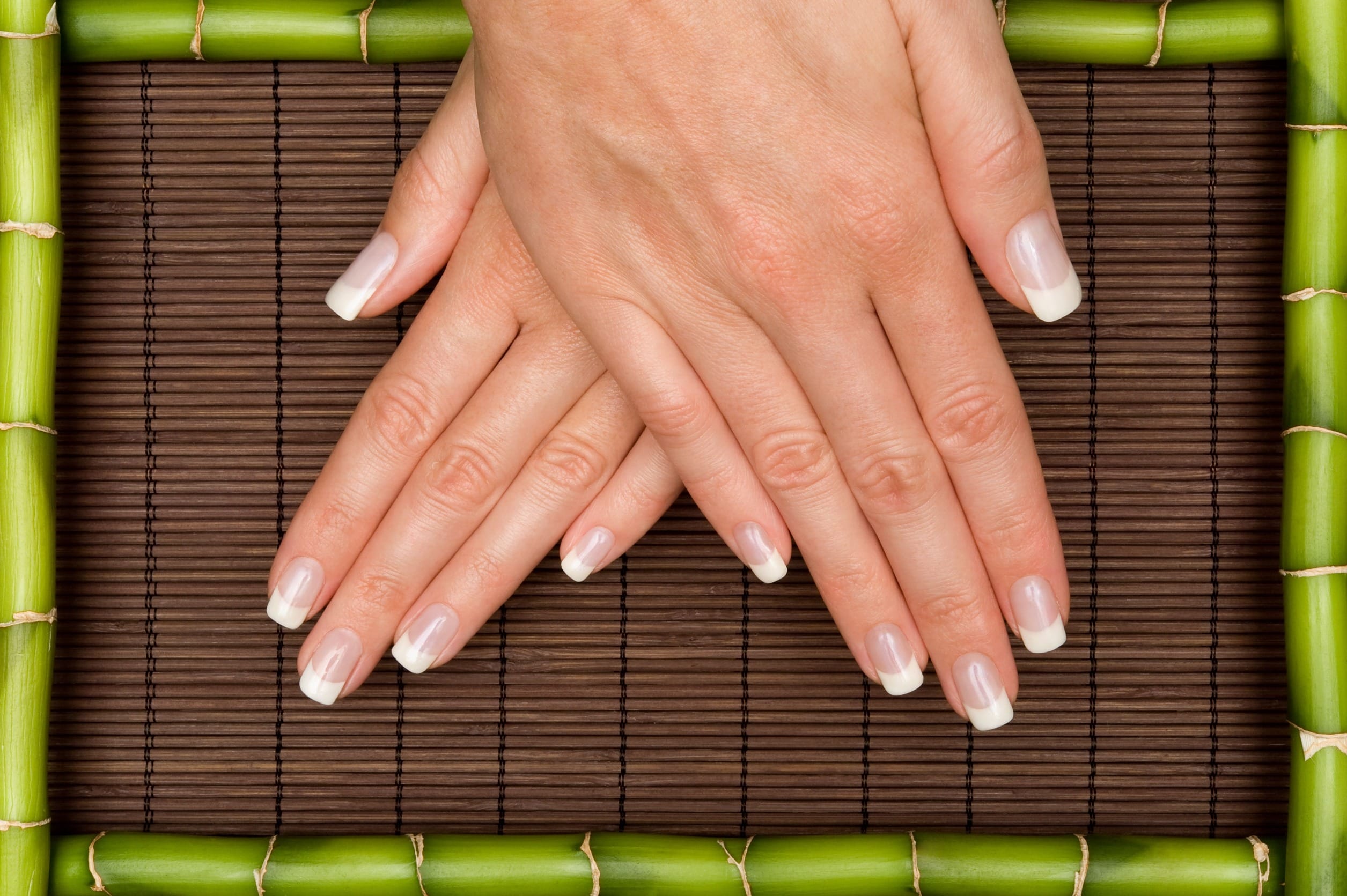 90s beauty french tips