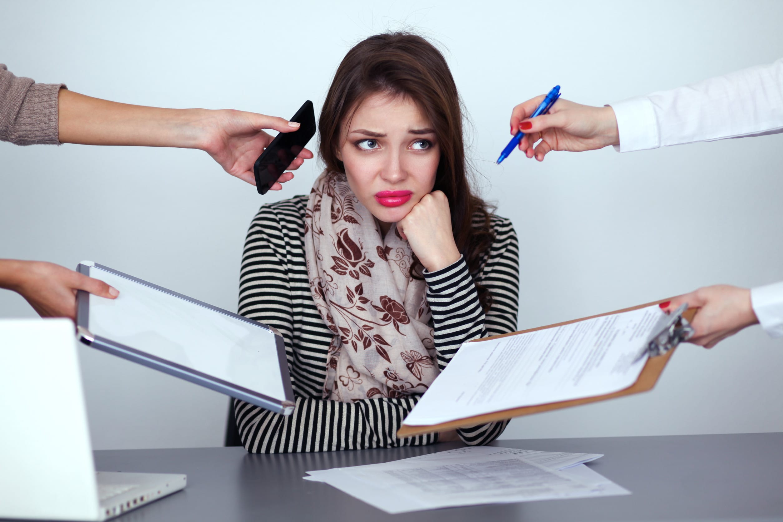 10 Quiet Retirement Scams Targeting Women Who Just Got Divorced