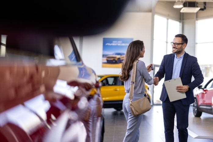 The $900 Monthly Car Payment: Why Shorter Loans Can Be a Smart Move (And Why Your Neighbors Might Be Misled)