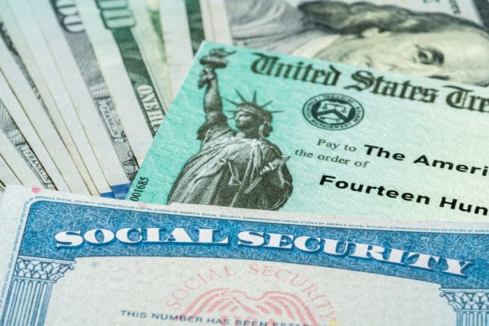 The 4 Social Security Rules Experts Say Everyone Should Know Before Age 62