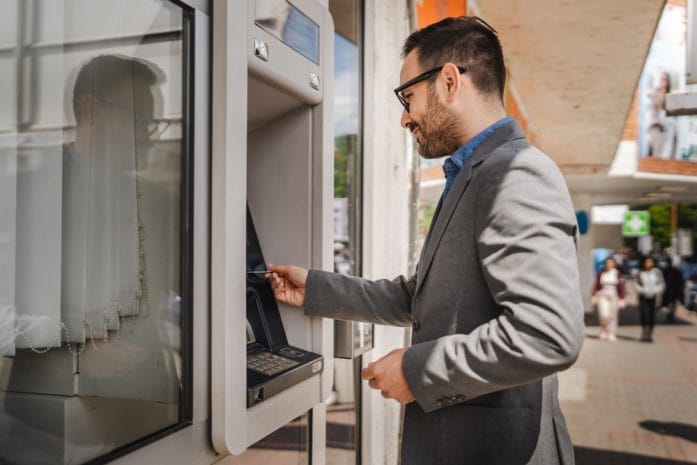 Why Banks Are Quietly Reducing Cash Withdrawal Limits in California, New York, Texas, Florida, and Illinois